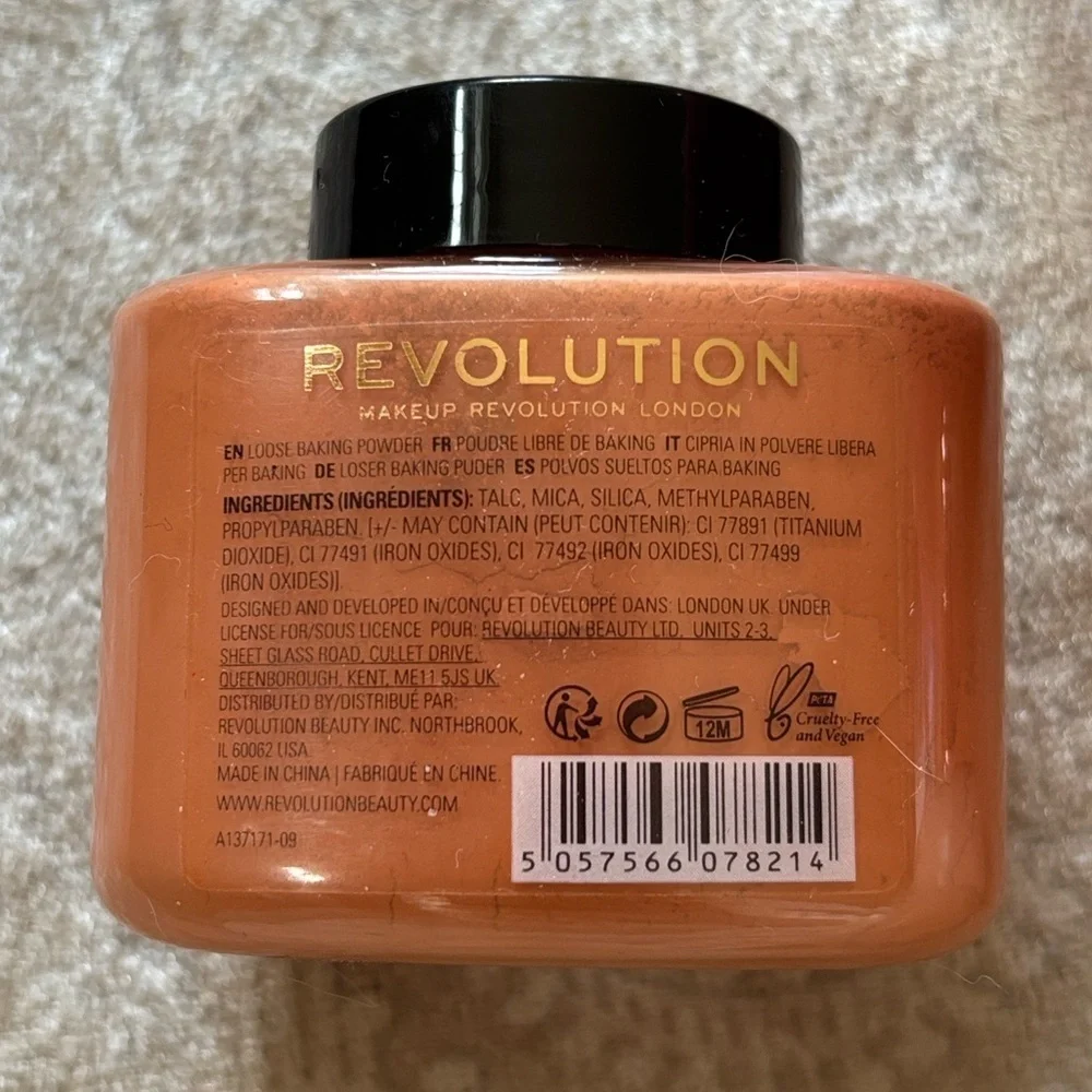 Makeup Revolution Set Foundation Baking Powder Oil Creator Bright Lights Palette